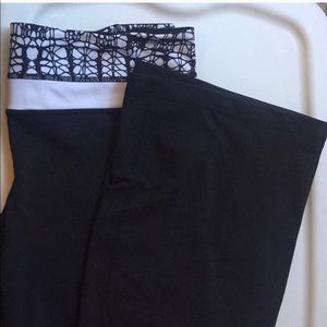 Lululemon Yoga Pants Flare Leg (Tall) 🍋